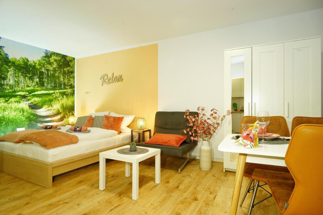 Relax - Orange Mit Pool Und Sauna 손토펜 외부 사진