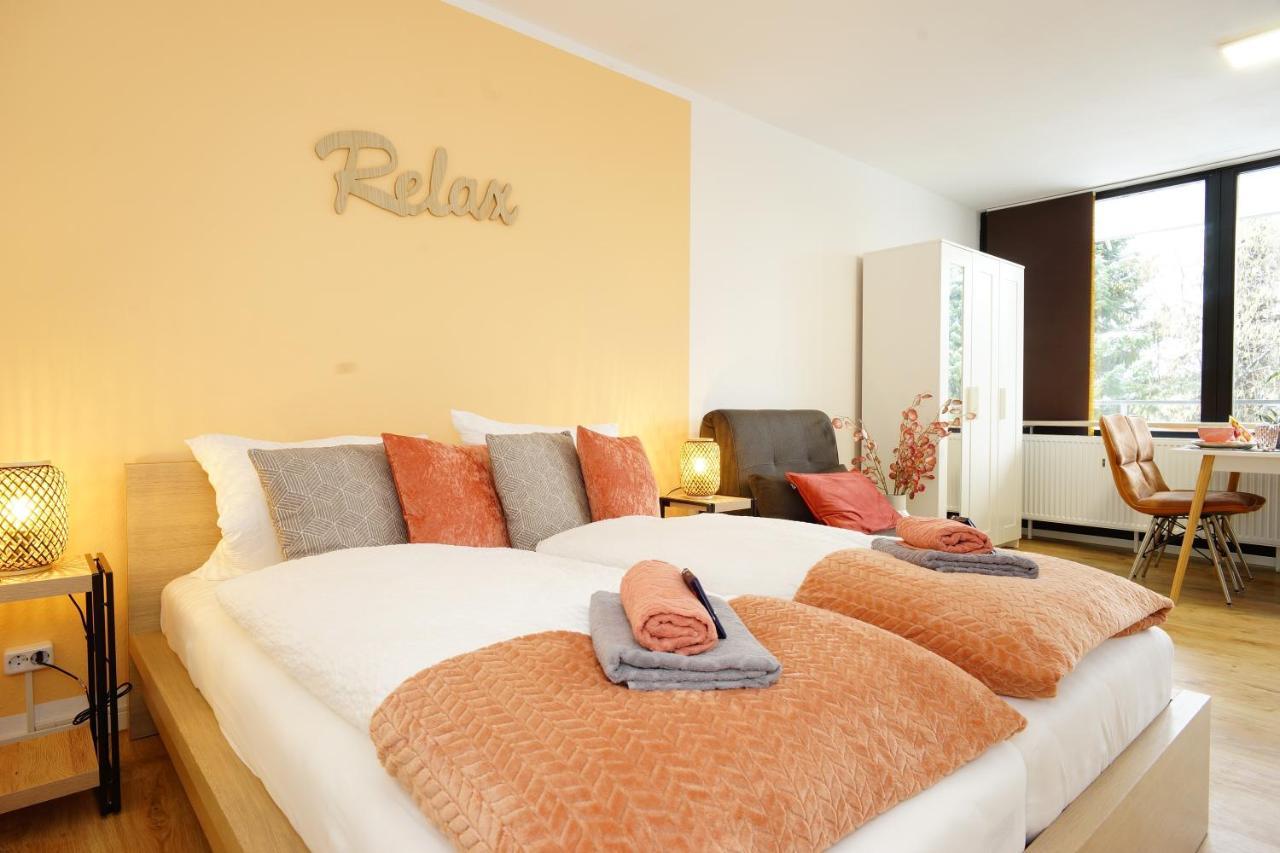 Relax - Orange Mit Pool Und Sauna 손토펜 외부 사진