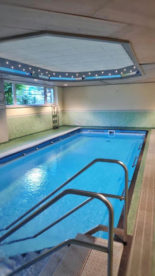 Relax - Orange Mit Pool Und Sauna 손토펜 외부 사진